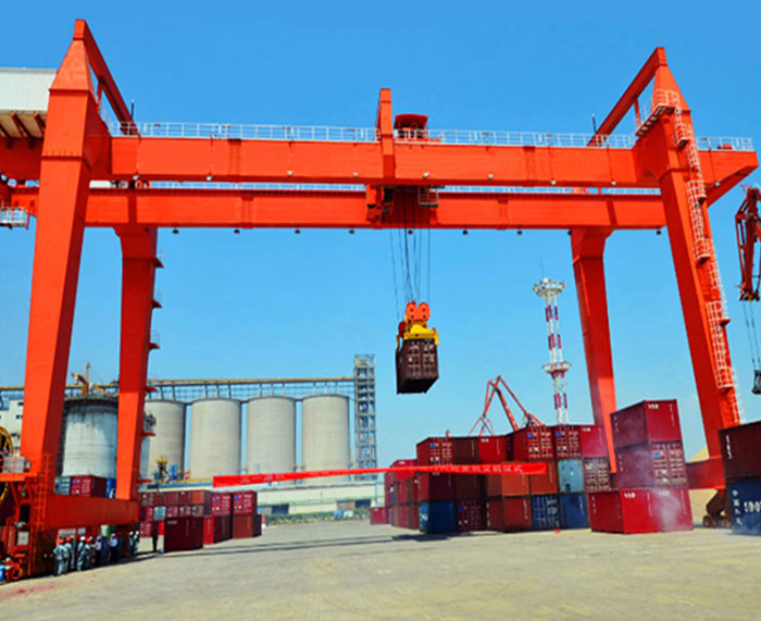 Container crane and types