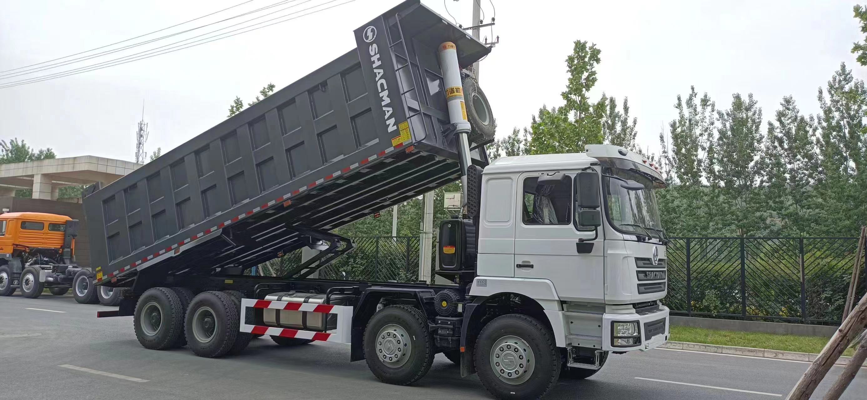 SHACMAN F3000 Dump Truck 8x4 50 Ton